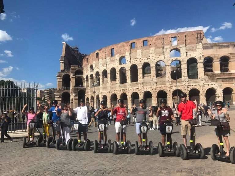 Hills of Ancient Rome Segway Tour - Rome wasn't built in a day but you can see its glory in just a few hours. Ancient Rome will take shape before your eyes as your Segway brings you up and down the city’s famous 7 hills, discovering many monuments and hidden sites of the 'eternal city'.